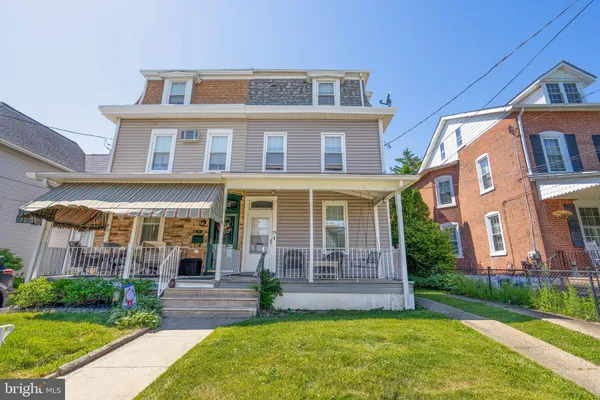 $409,900 | 39 Blake Avenue, Jenkintown, PA 19046