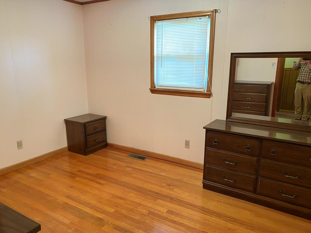 999 Grubmore Road Marion, VA 24354 - Photo 16 of 26 Gallery Image 16