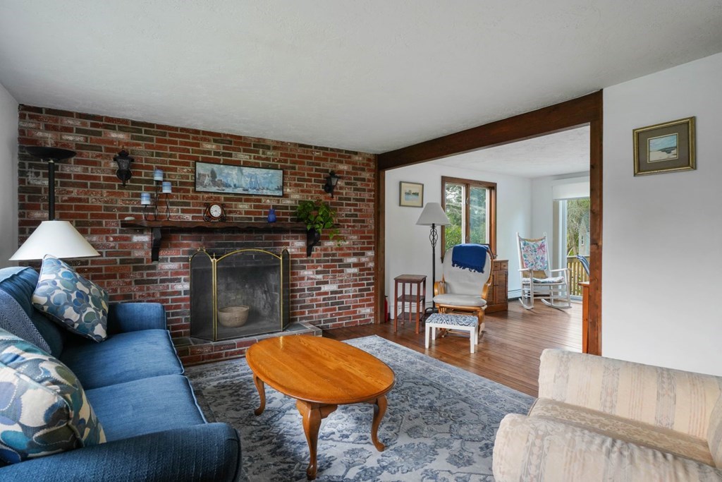 31 Trask Road Plymouth, MA 02360 - Photo 3 of 36 Gallery Image 3