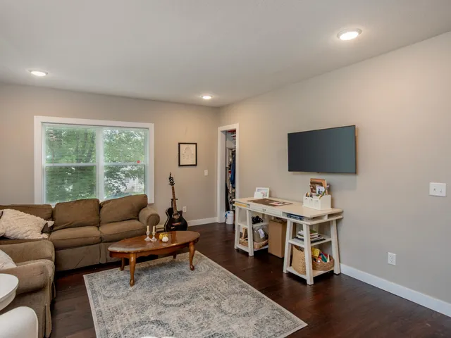 $1,370,000 | 1926 Grand Avenue, St. Paul, MN 55105