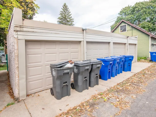 $1,370,000 | 1926 Grand Avenue, St. Paul, MN 55105