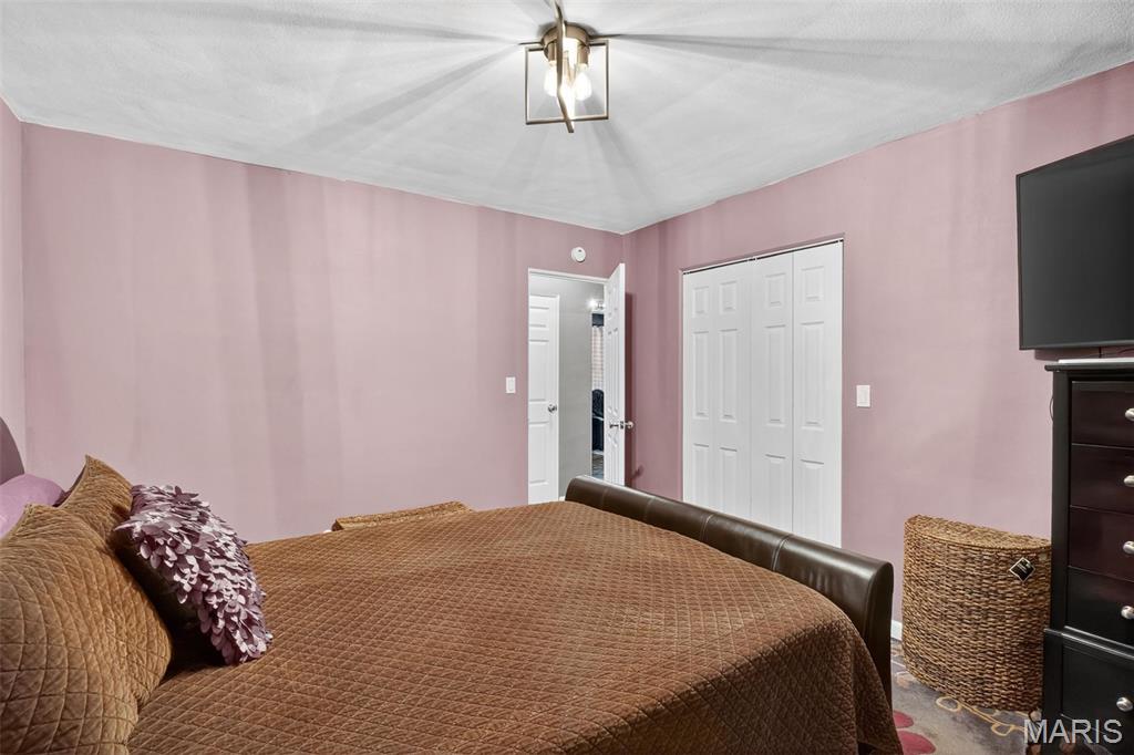 317 Southgate Drive Belleville, IL 62223 - Photo 13 of 21 Gallery Image 13