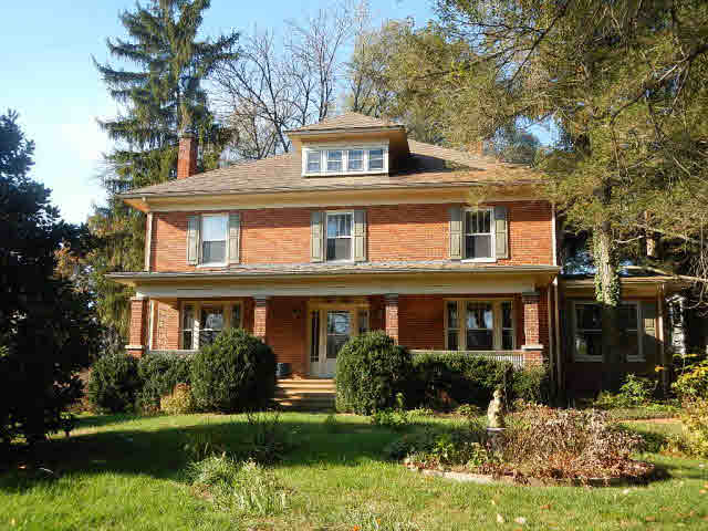 547 Buttermilk Spring Road Staunton, VA 24401 - Photo 1 of 5 front view of a house with a yard