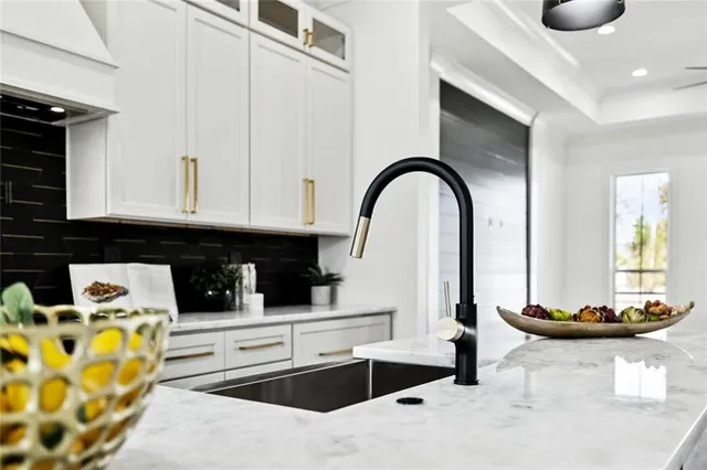 $329,999 | 108 Jaguar Drive, Arabi, LA 70032