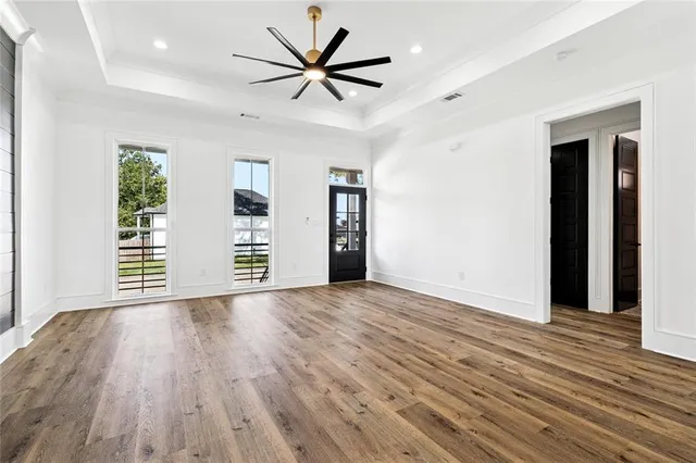 $329,999 | 108 Jaguar Drive, Arabi, LA 70032