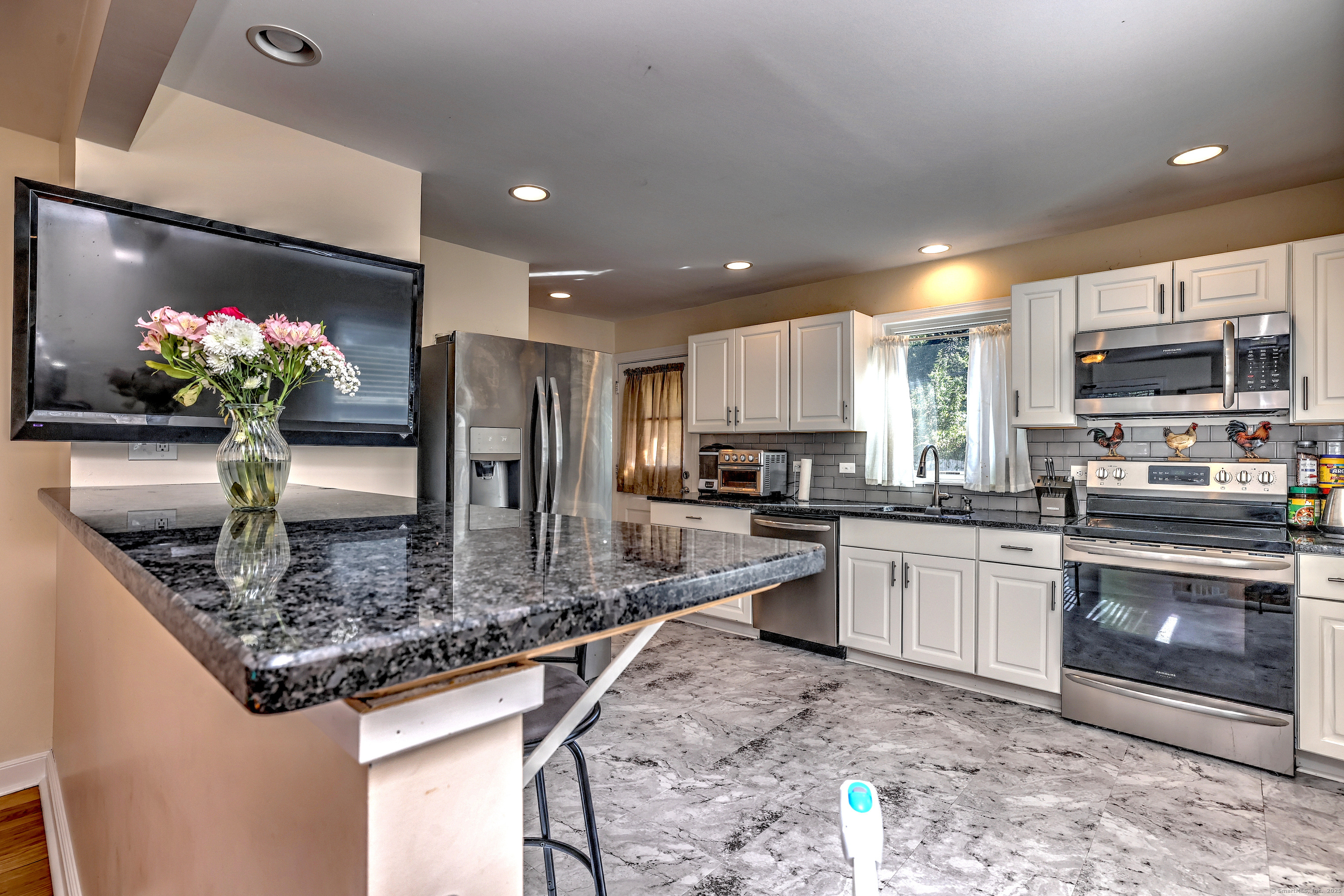 32 Roberts Street Seymour, CT 06483 - Photo 15 of 40