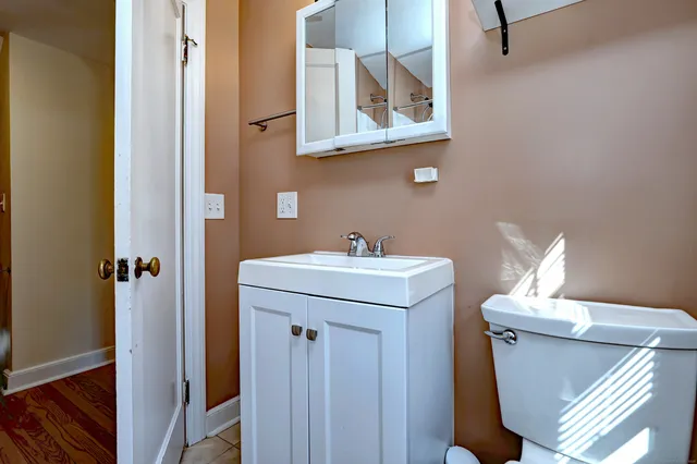 $370,000 | 32 Roberts Street, Seymour, CT 06483