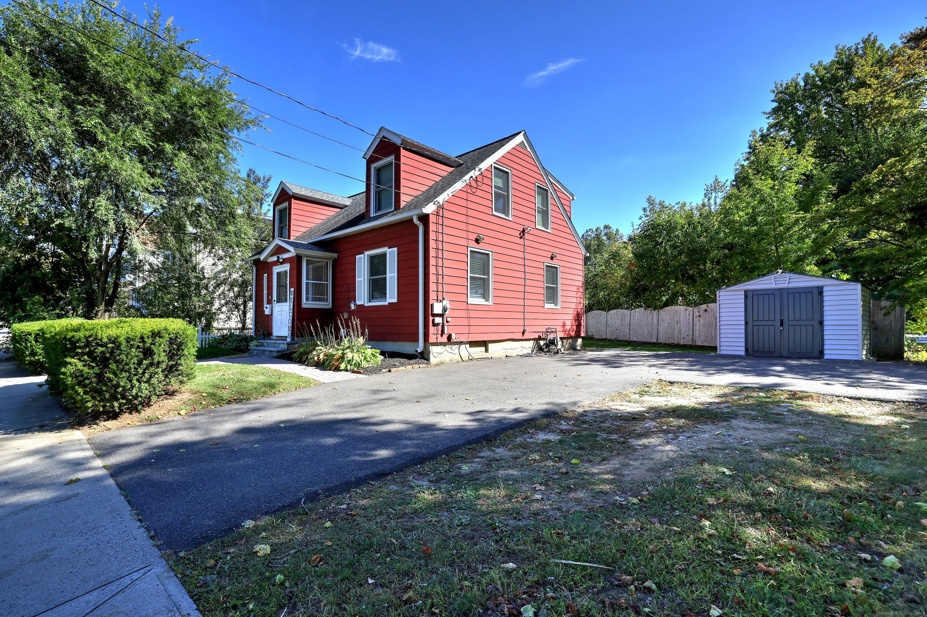 32 Roberts Street Seymour, CT 06483 - Photo 4 of 40