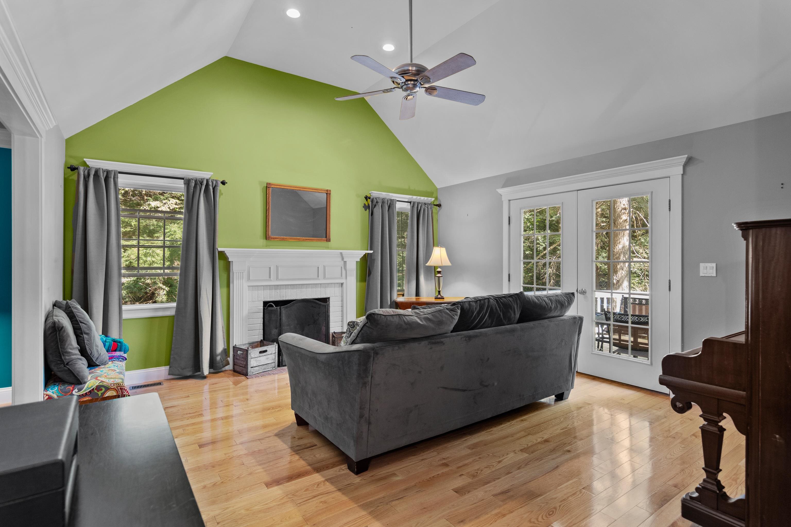 368 Bedford Road New Boston, NH 03070 - Photo 18 of 40 Gallery Image 18