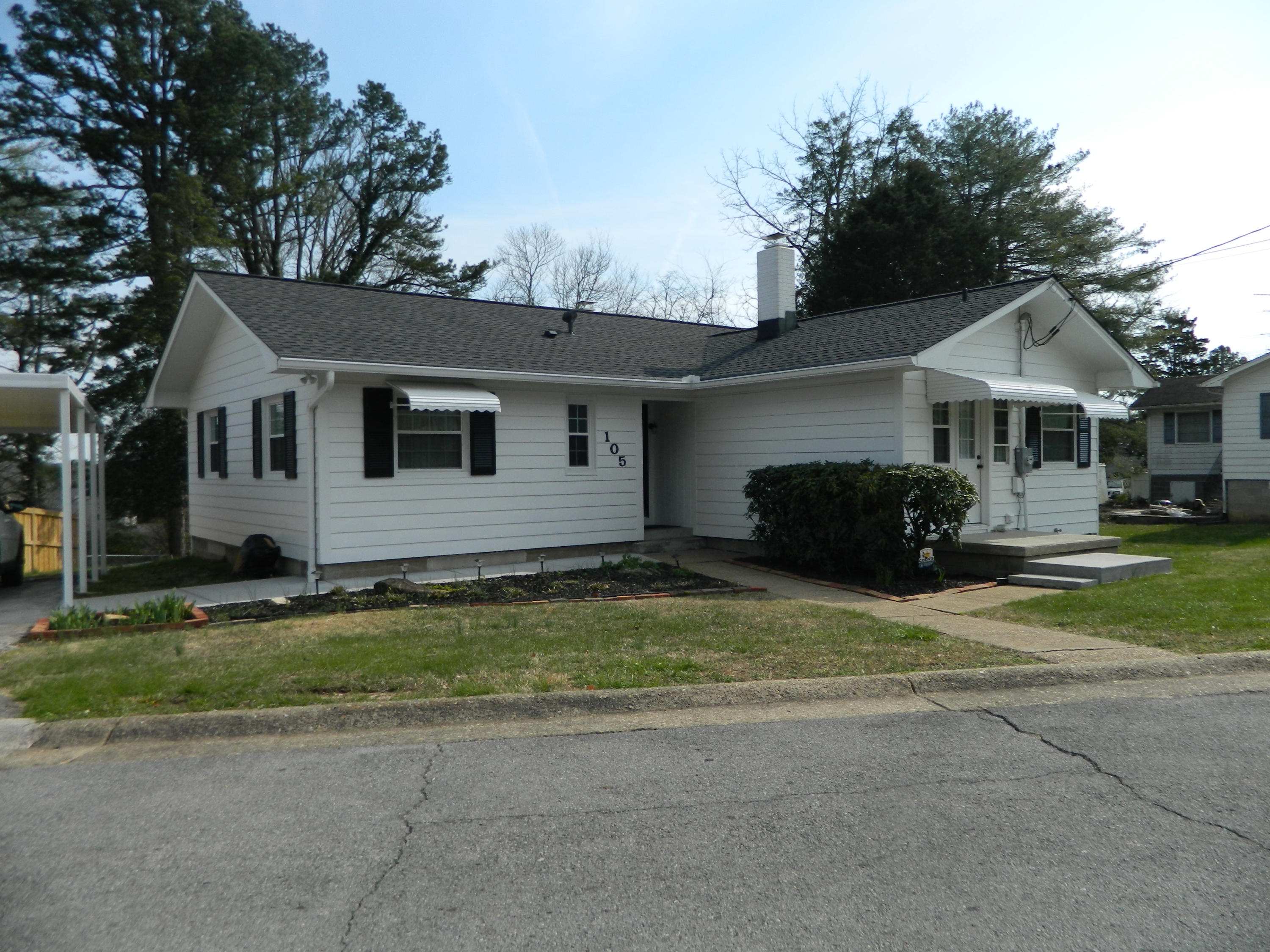 105 Dixie Lane Oak Ridge, TN 37830 - Photo 3 of 22 DSCN4633