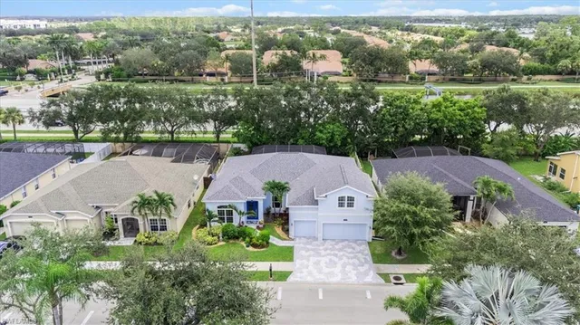 $899,000 | 371 Burnt Pine Drive, Naples, FL 34119