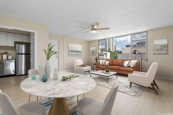 $319,900 | 98-1030 Moanalua Road, Unit 5201, Aiea, HI 96701