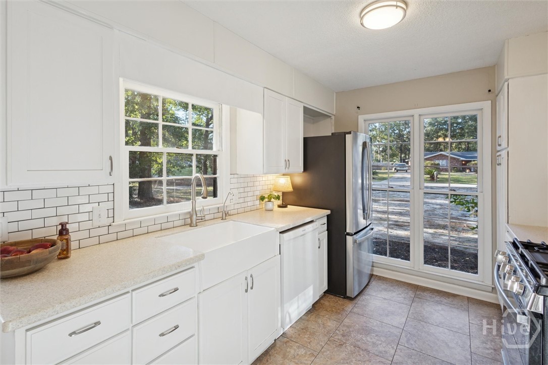 910 Kings Road Hinesville, GA 31313 - Photo 12 of 43 Gallery Image 12