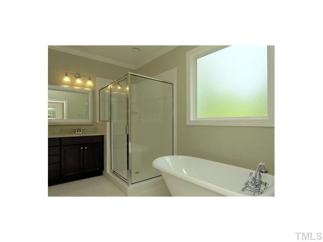 2731 Bembridge Drive Raleigh, NC 27613 - Photo 12 of 25 Master Bath/Spa