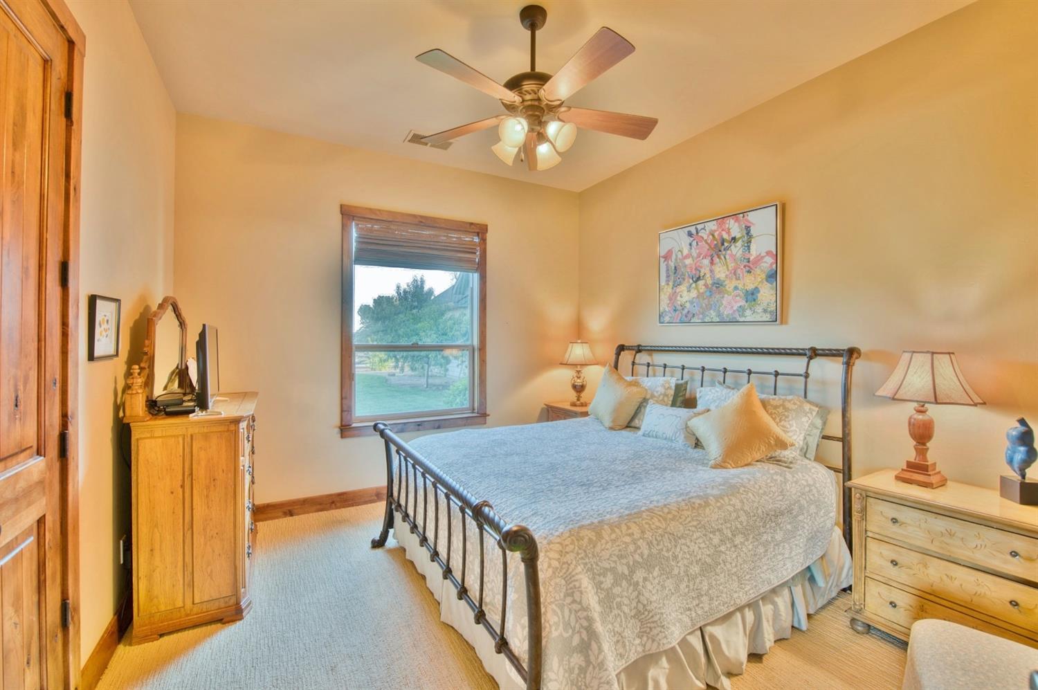 1920 North Piedra Road Sanger, CA 93657 - Photo 47 of 57