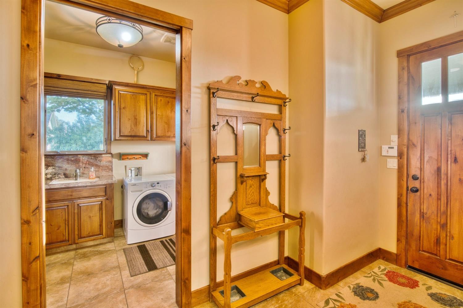 1920 North Piedra Road Sanger, CA 93657 - Photo 54 of 57