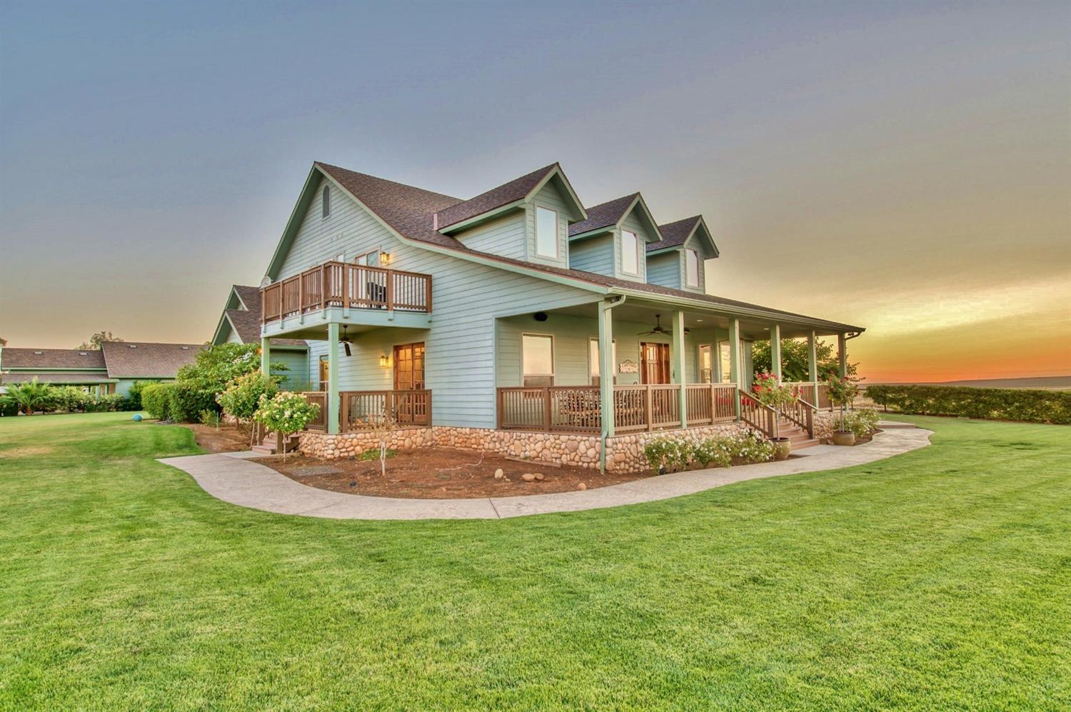 1920 North Piedra Road Sanger, CA 93657 - Photo 10 of 57
