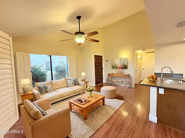 $1,675 | 861 East Lola Drive, Phoenix, AZ 85022