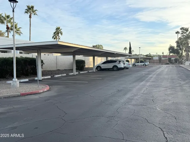 $1,675 | 861 East Lola Drive, Phoenix, AZ 85022