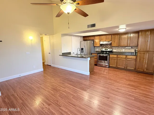 $1,675 | 861 East Lola Drive, Phoenix, AZ 85022