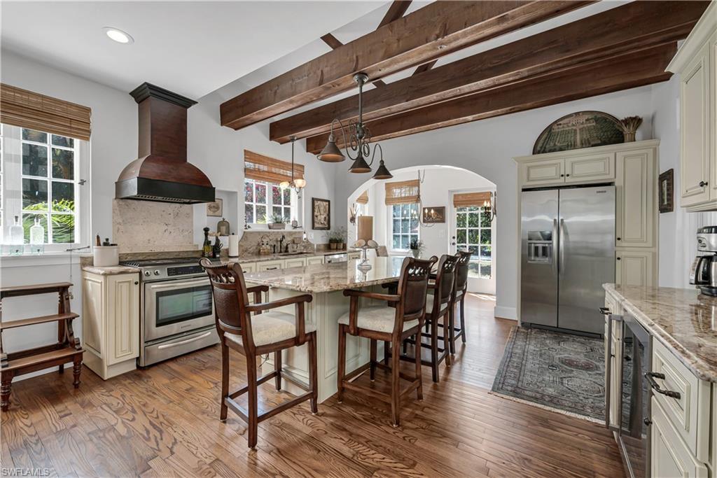 1328 Rio Vista Fort Myers, FL 33901 - Photo 1 of 22 Gallery Image 1