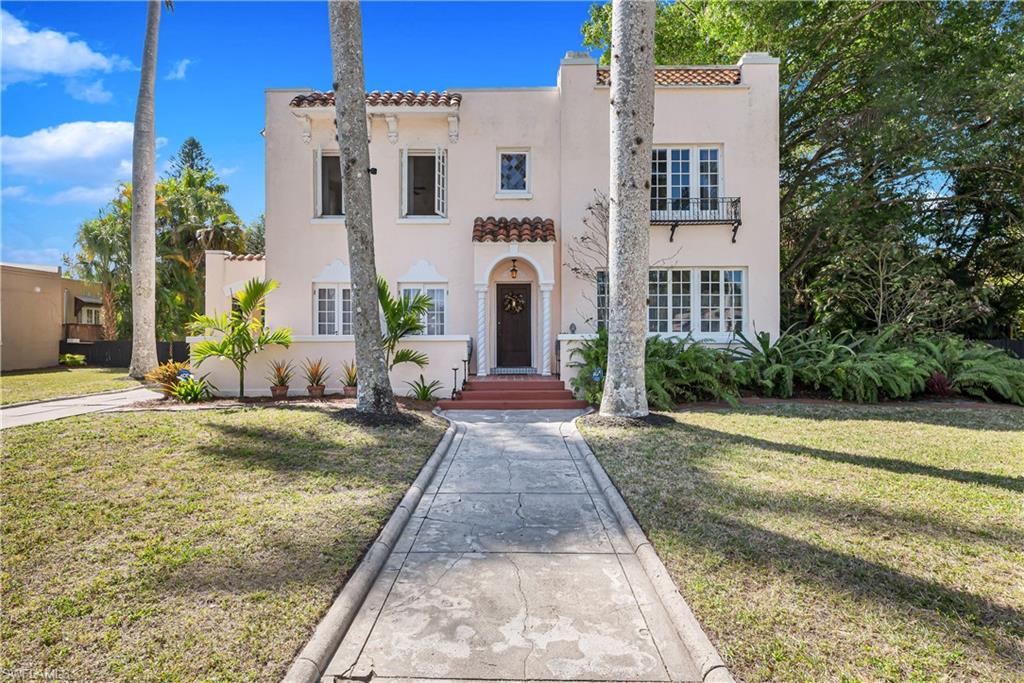 1328 Rio Vista Fort Myers, FL 33901 - Photo 4 of 22 Gallery Image 4