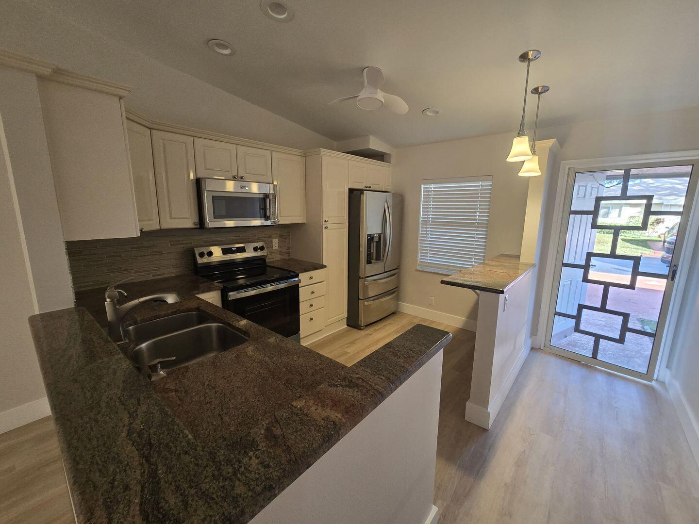 18765 Candlewick Drive Boca Raton, FL 33496 - Photo 5 of 15 BPWtGiXhEQndQ4BXu