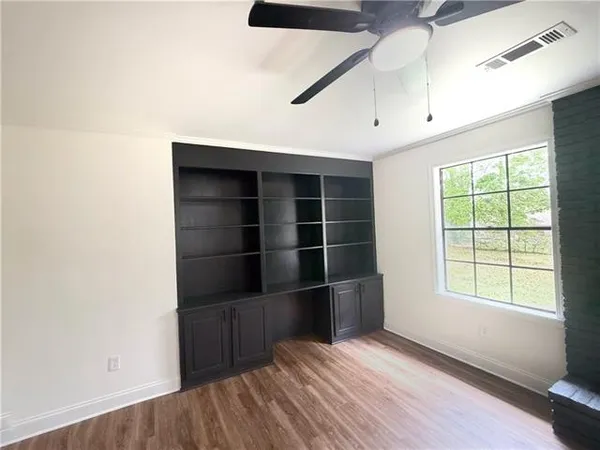 $278,800 | 110 Deer Creek East, Pineville, LA 71360