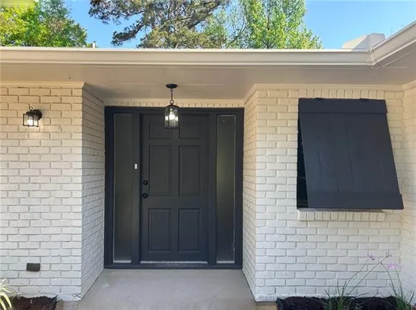$278,800 | 110 Deer Creek East, Pineville, LA 71360