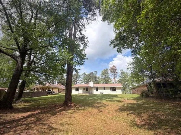 $278,800 | 110 Deer Creek East, Pineville, LA 71360