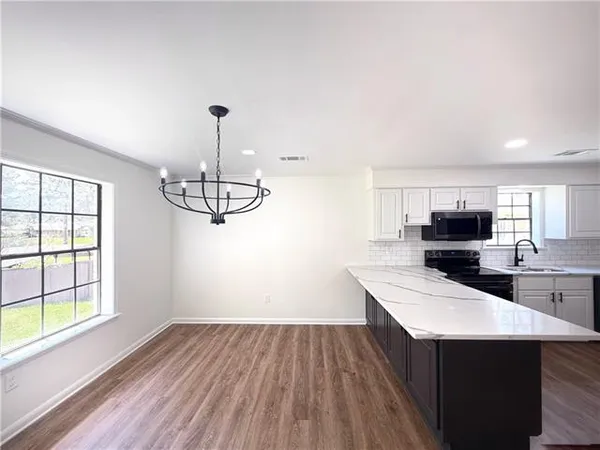$278,800 | 110 Deer Creek East, Pineville, LA 71360