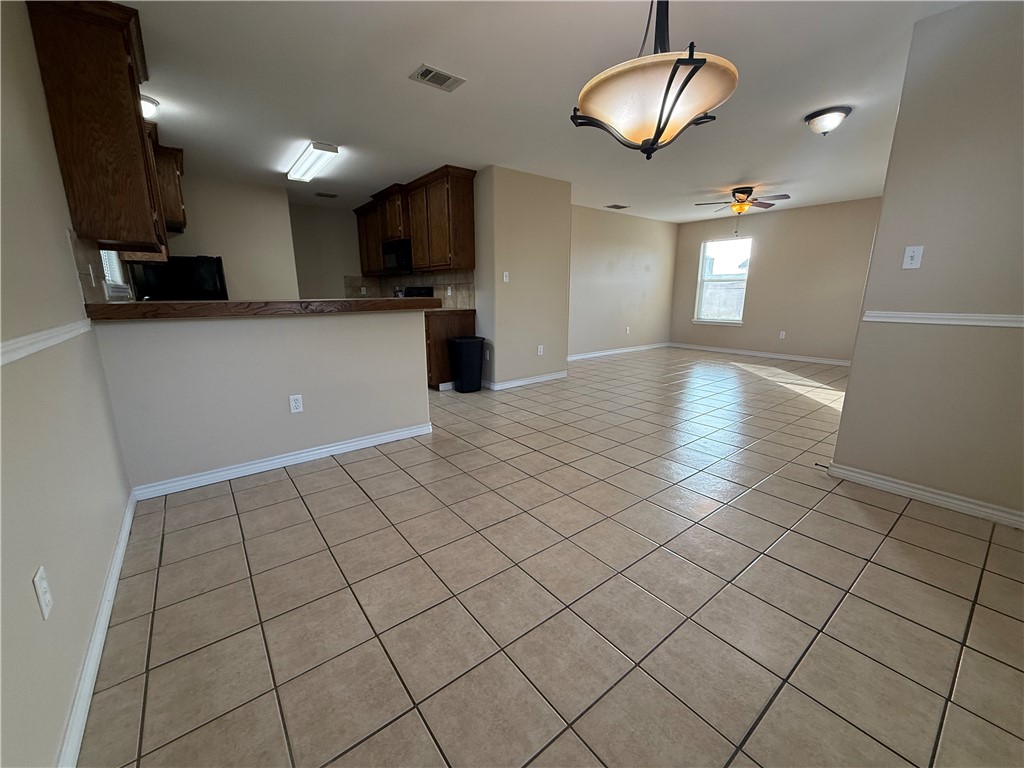 622 Webb Street Corpus Christi, TX 78418 - Photo 5 of 17