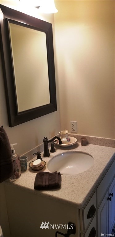 403 North Lemanasky Road Tonasket, WA 98855 - Photo 16 of 25 Gallery Image 16