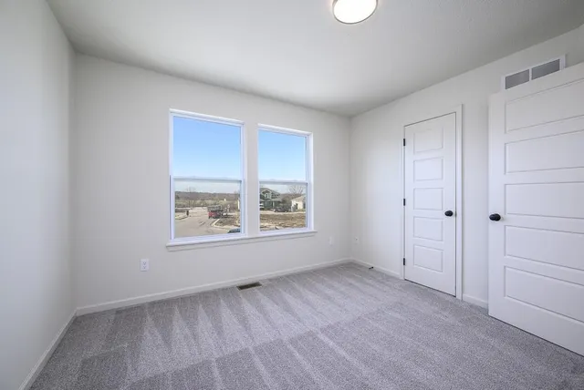 $419,950 | 15624 Sheridan Court, Basehor, KS 66007