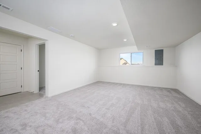 $419,950 | 15624 Sheridan Court, Basehor, KS 66007