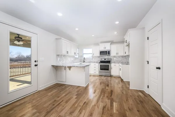 $419,950 | 15624 Sheridan Court, Basehor, KS 66007