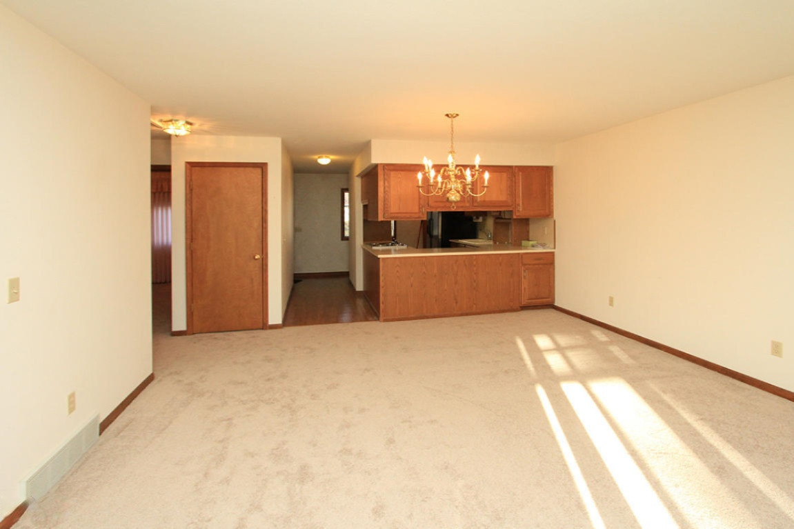 5200 Green Meadow Road, Unit 110 Kalamazoo, MI 49009 - Photo 2 of 21 Green Meadow_07