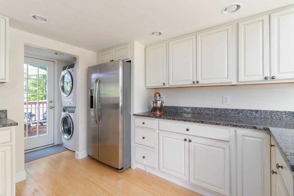 161 Old Bolton Road Stow, MA 01775 - Photo 8 of 19 Gallery Image 8