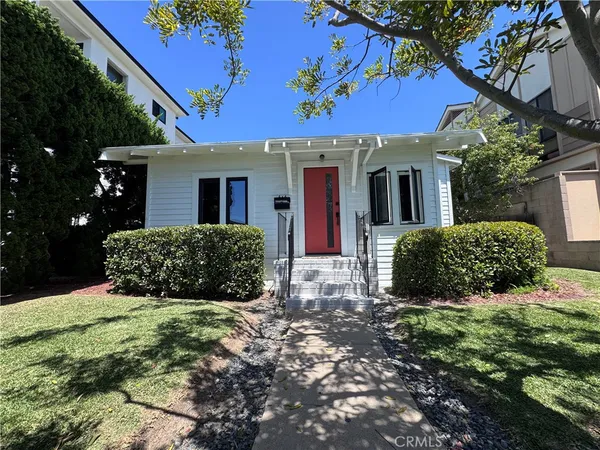 $6,988 | 414 Cypress Drive, Laguna Beach, CA 92651