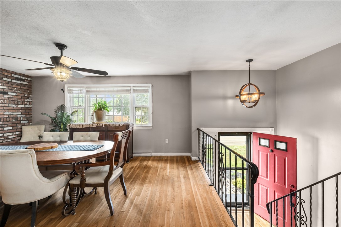 265 Asylum Road Warwick, RI 02886 - Photo 4 of 45