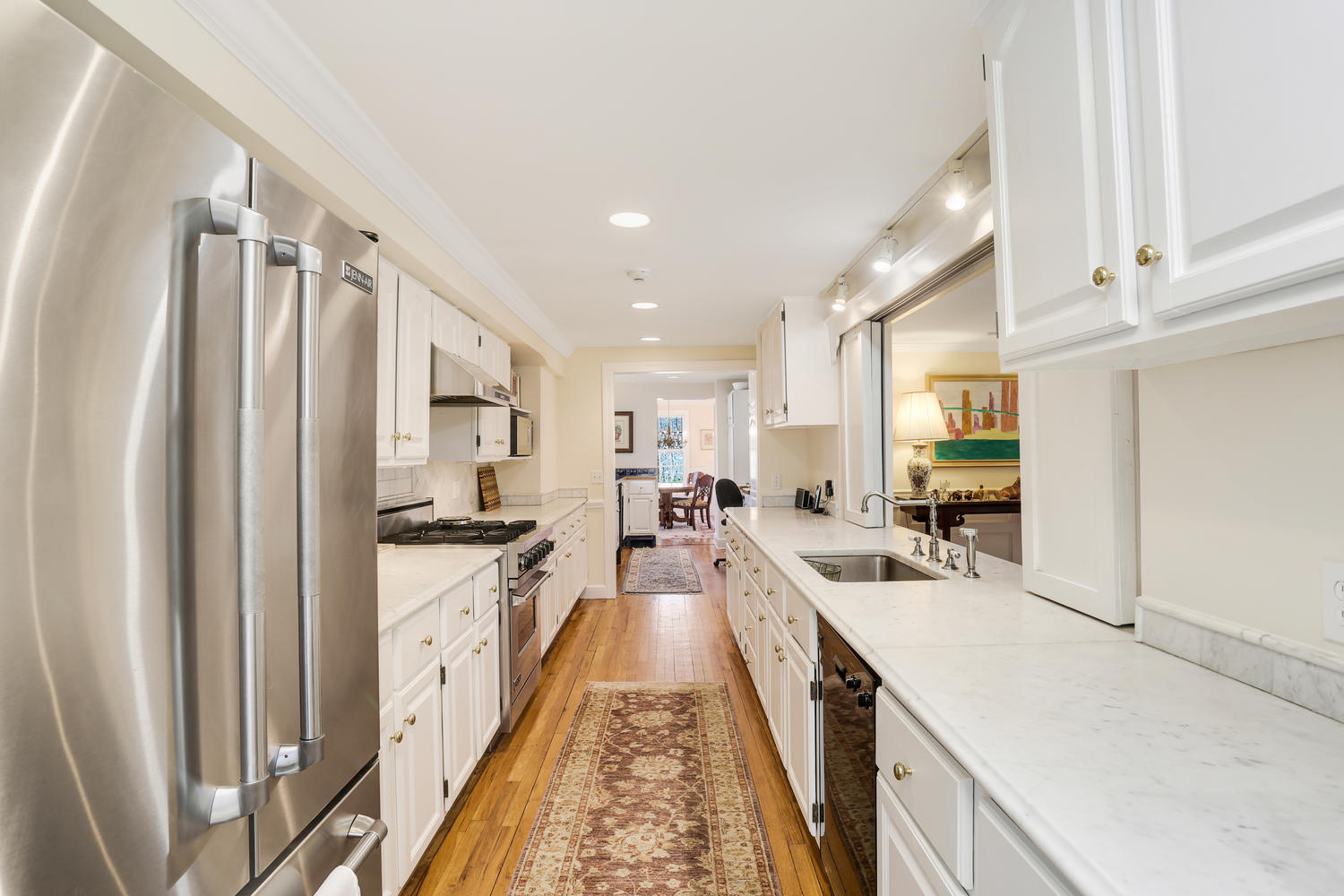 201 Mill Road New Canaan, CT 06840 - Photo 11 of 27 201 Mill Rd New Canaan CT-large-016-8-01