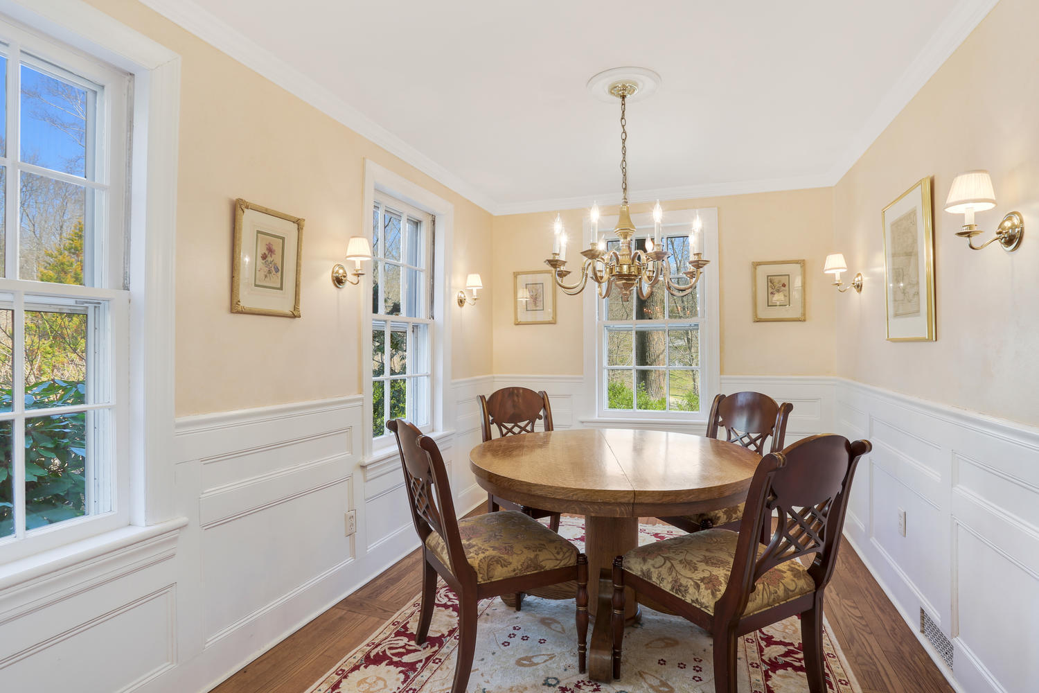201 Mill Road New Canaan, CT 06840 - Photo 12 of 27 201 Mill Rd New Canaan CT-large-014-6-00