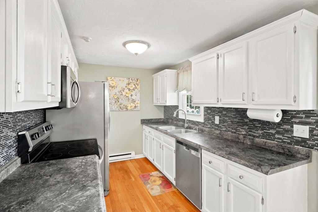 38 Plantation Road, Unit 38 Oxford, MA 01540 - Photo 15 of 39 Gallery Image 15