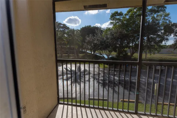$2,100 | 1251 Southwest 46th Avenue, Unit 1506, Pompano Beach, FL 33069