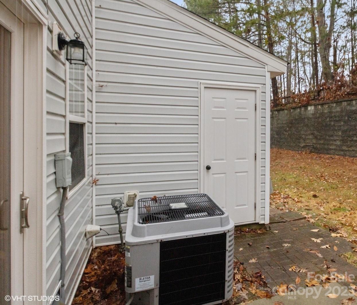 8334 Rudolph Road Charlotte, NC 28216 - Photo 30 of 31