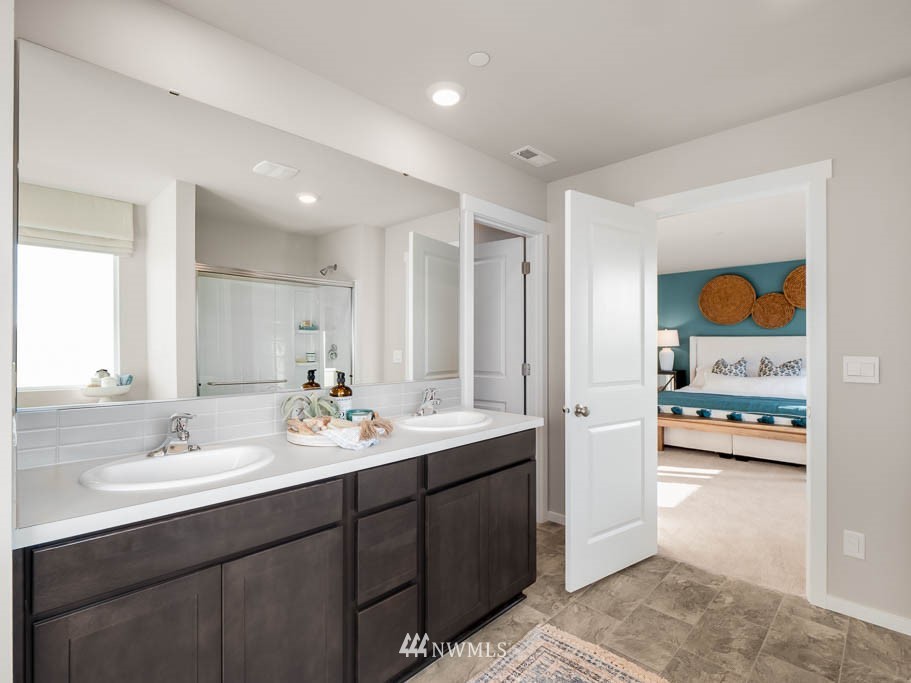 5921 Waverly Road Southwest, Unit 22 Port Orchard, WA 98367 - Photo 24 of 33 Gallery Image 24