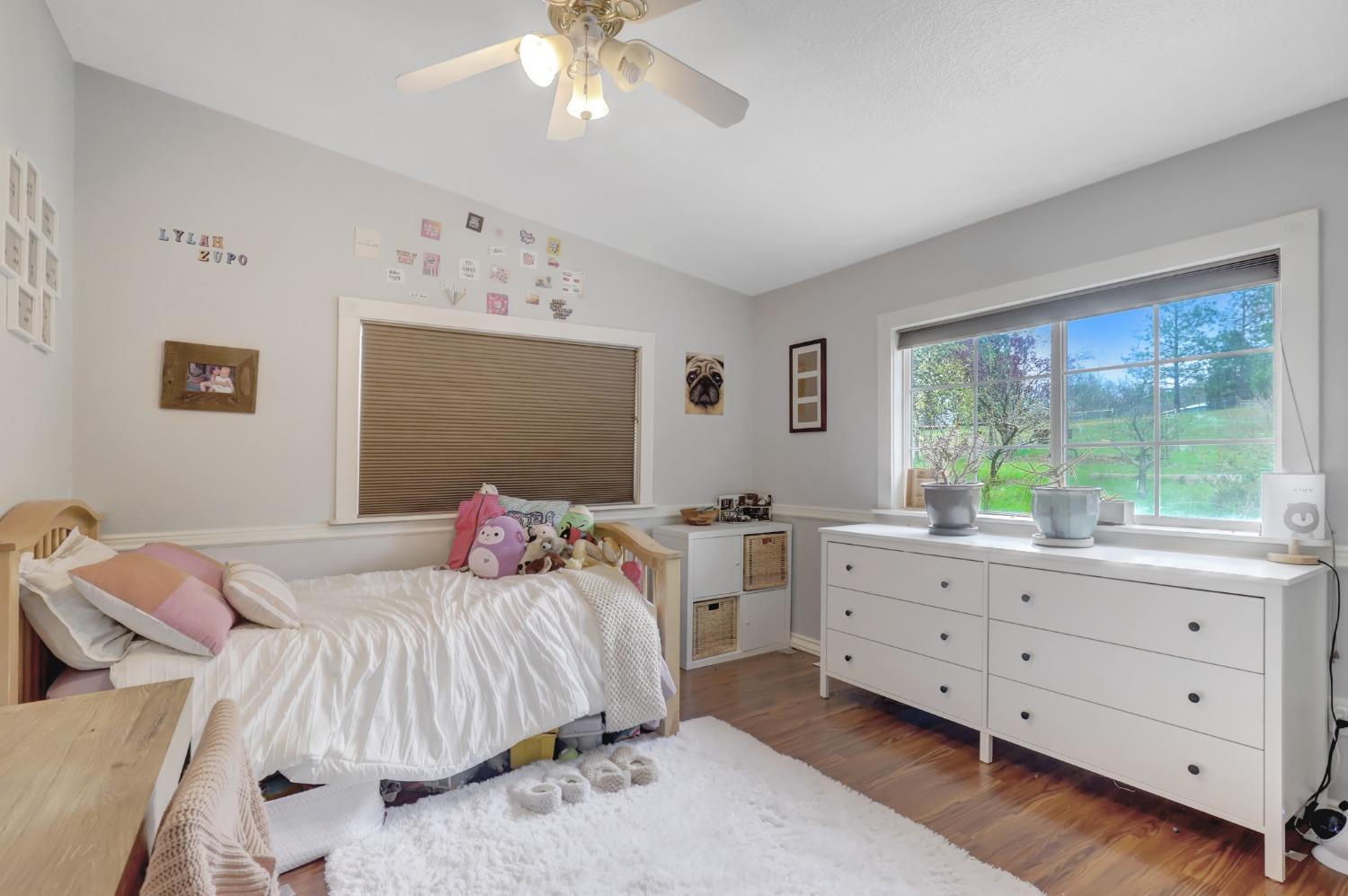 11625 Tyler Foote Road Nevada City, CA 95959 - Photo 52 of 96 a bedroom with a bed and a window