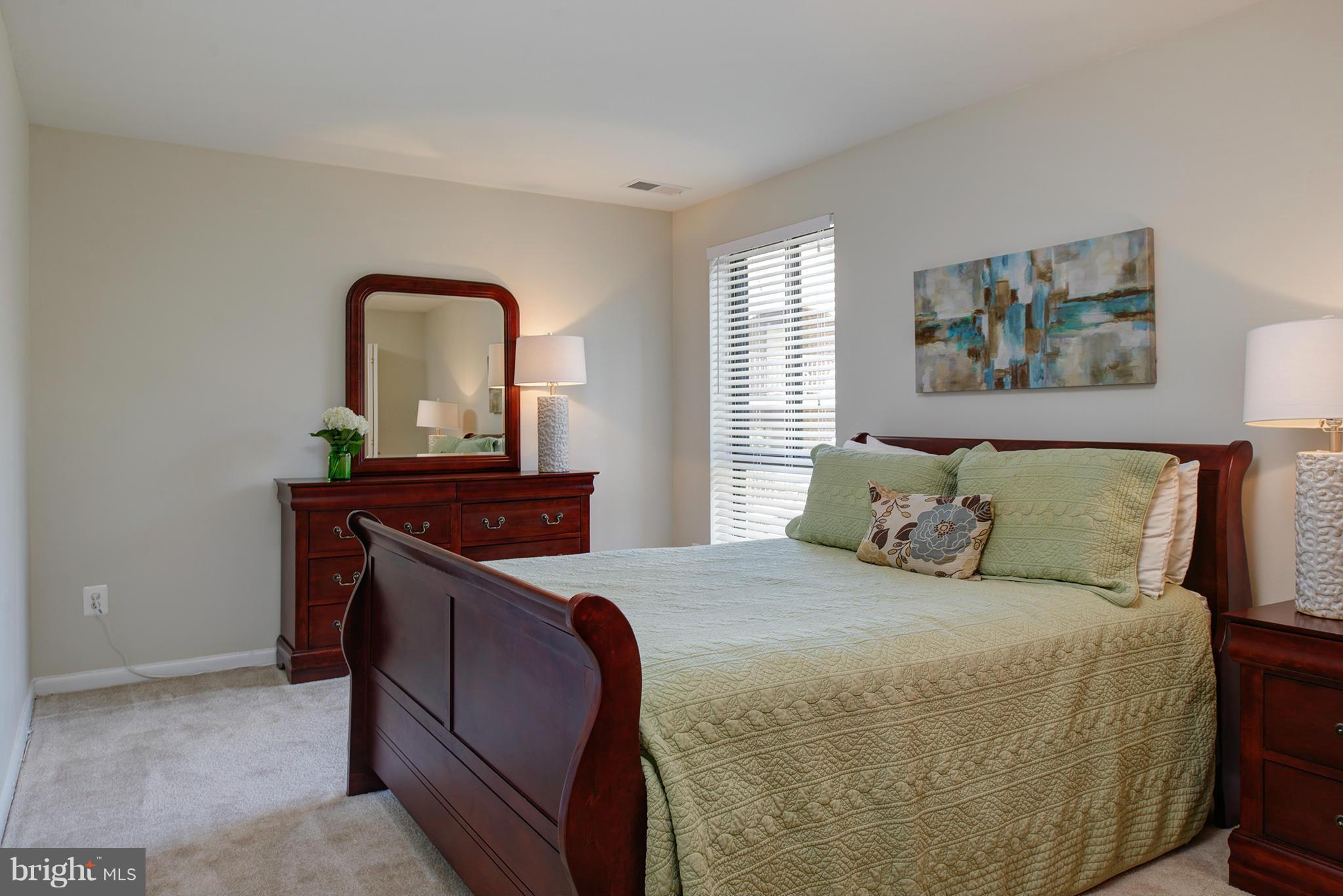 11232 Chestnut Grove Square, Unit 133 Reston, VA 20190 - Photo 15 of 29 Bedroom (Master)