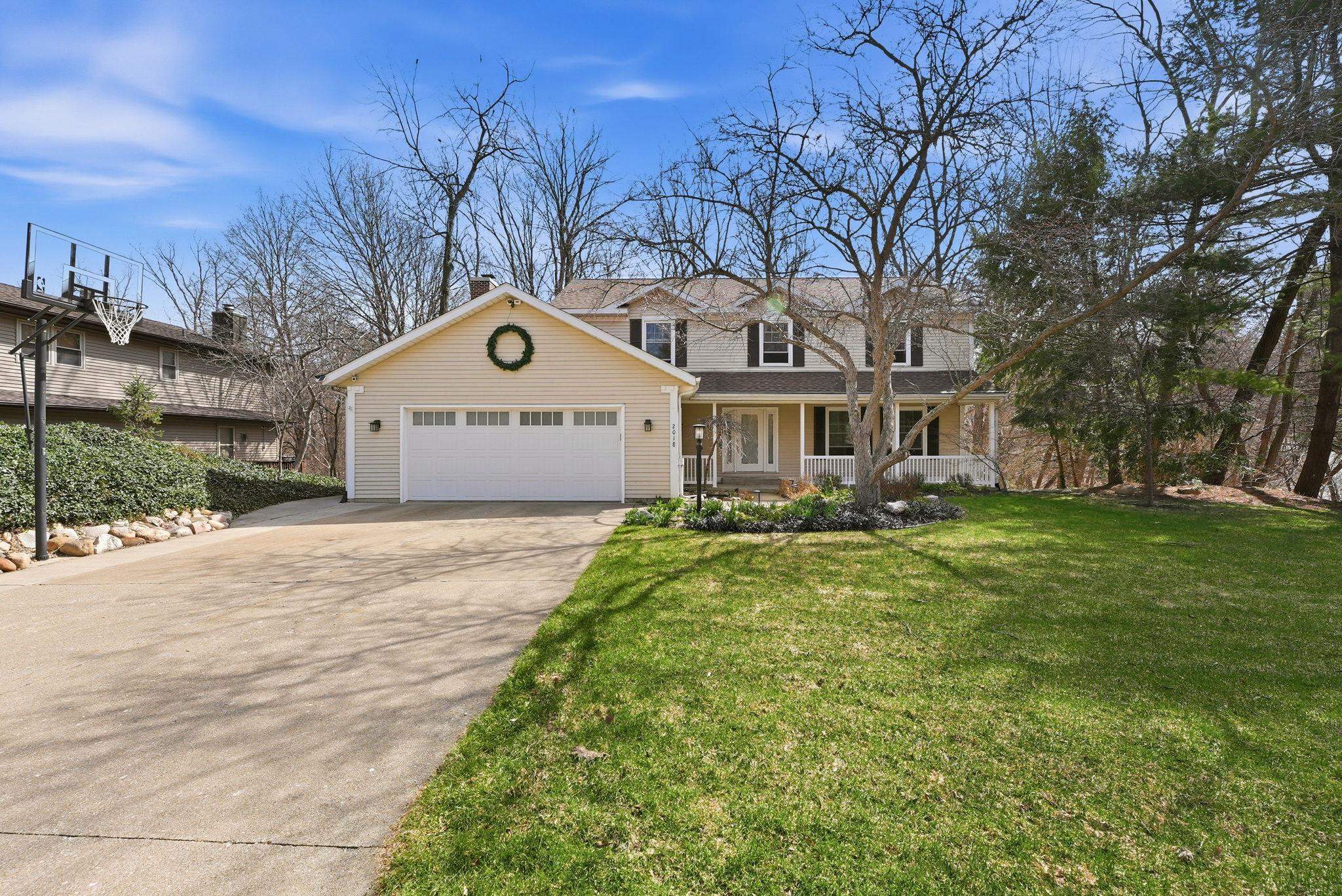 2018 Belmont Court Mishawaka, IN 46544 - Photo 1 of 36