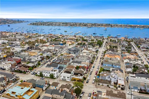 $4,150,000 | 224 Amethyst Avenue, Newport Beach, CA 92662